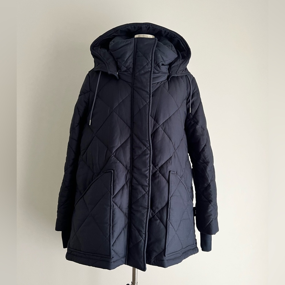 Burberry Navy Quilted Hooded Puffer Coat